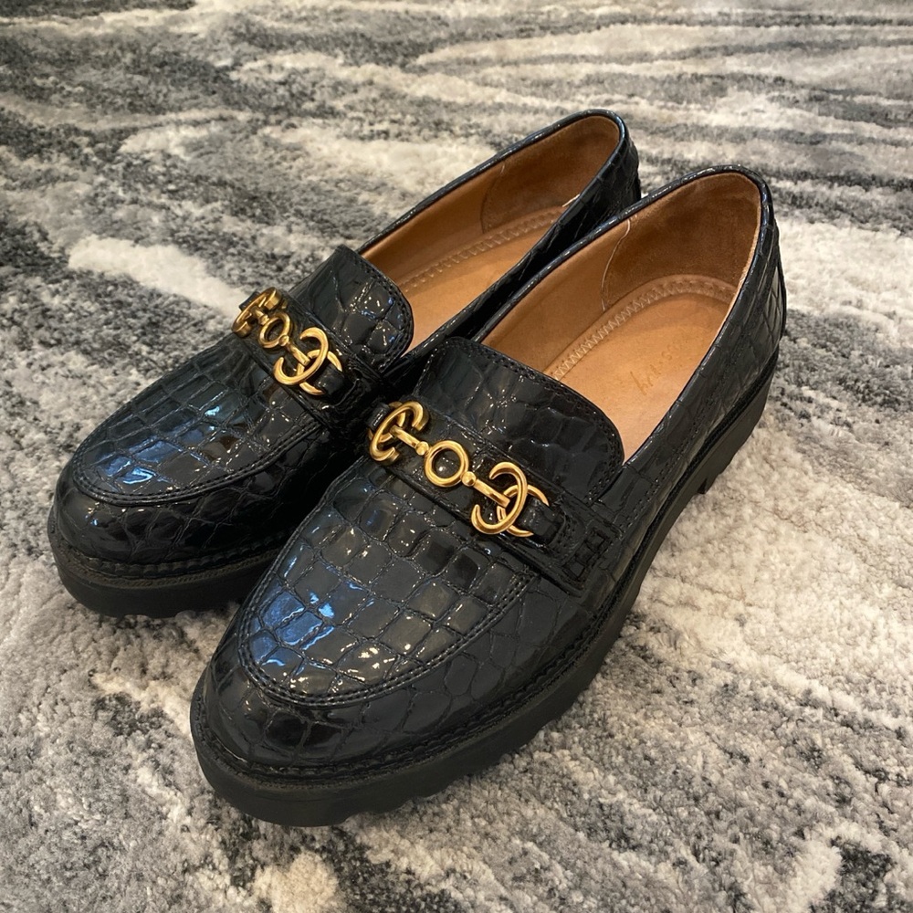 Elegant Black Loafers with Gold Accent